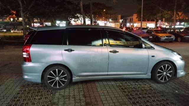 TOYOTA WISH 1.8 auto(full leather) - 1