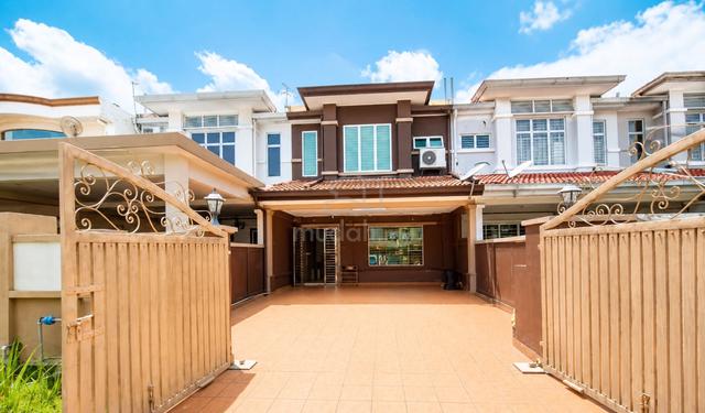 [Partial Furnished] Double Storey Terraced in Bandar Parklands , Klang 1