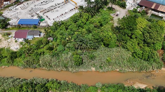 24,000 SqFt / 2240 SqM Medium Industry Land Ulu Tiram for Rent 1