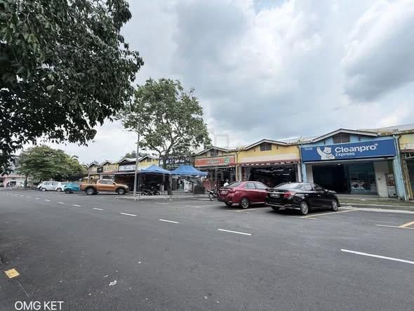 For Sales Bandar Botanic klang Single storey shoplot 20x65 Endlot Te 1