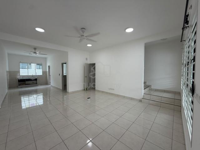 Double Storey Terrace For Rent @ Rimbun Kiara 1