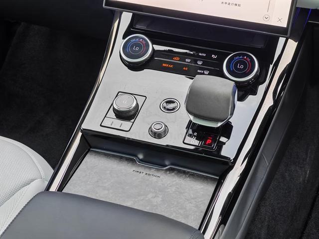 JPN 2023 Land Rover RANGE ROVER 3.0 LAUNCH EDITION - 5