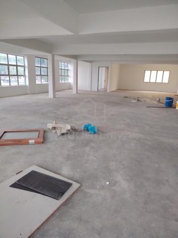 Tmn Merdeka, 2nd floor shop lot corner lot bare unit for rent 1