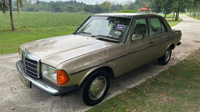 1983 MERCEDES BENZ 230E Fast Cash Deal Masih Canti - 2