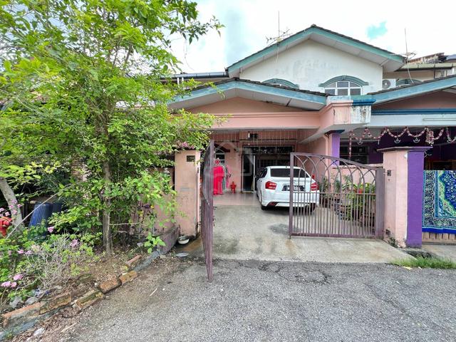 Facing Padang & Playground Double Storey Seremban Jaya, Seremban. 1