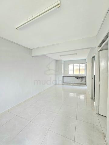 Flat Taman Ungku Tun Aminah 1