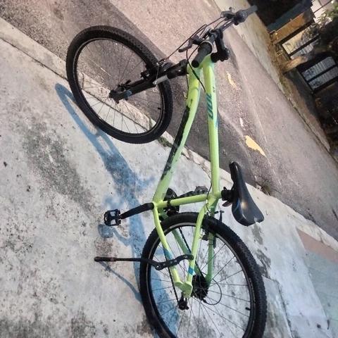 mountain bike  - photo 2 of 2