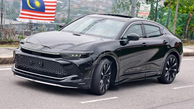 Toyota CROWN 2.4 CROSSOVER RS ADVANCED (A) - 4
