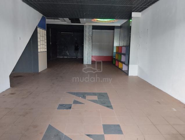 Pokok Shop Lot For Rent 1