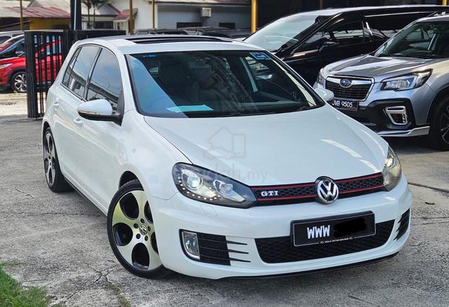 Volkswagen GOLF 2.0 GTi DSG 6sp S/ROOF F/SVC VW - 2