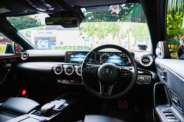 Mercedes Benz A180 AMG FullConvert A45s Burmester - 5