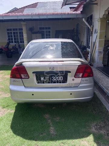 2001 Honda CIVIC 1.7 VTEC (A) - 4