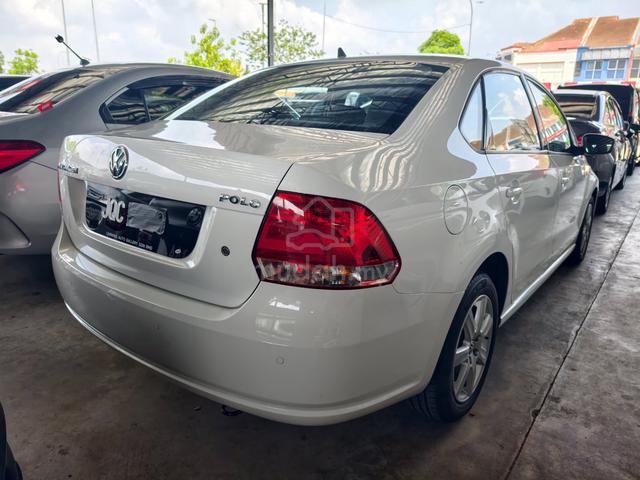 2015 Volkswagen POLO 1.6 FACELIFT (A) - 2