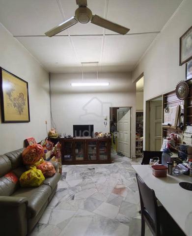 Terrace house-Jln Kapar batu 4 4