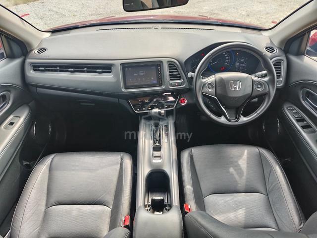 2022 Honda HR-V 1.8 V Spec F/Service LOW MILEAGE - 3