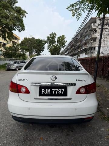 2010 Nissan SYLPHY 2.0 LUXURY NAVI IMPUL G11 (A) - 3