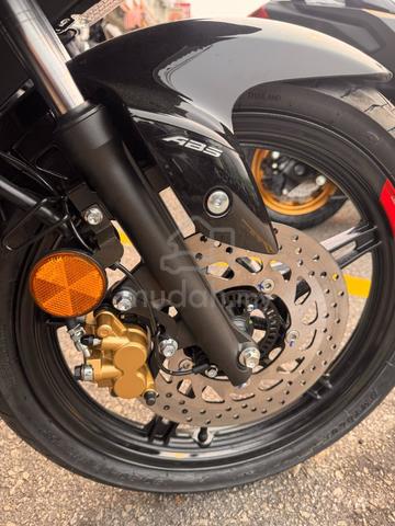 Yamaha y16ZR Y16 V3  ohlin PRAMAC - photo 6 of 6