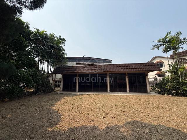 Straits View @ JB Double Storey (Corner Lot) Bungalow House (Facing Ma 1