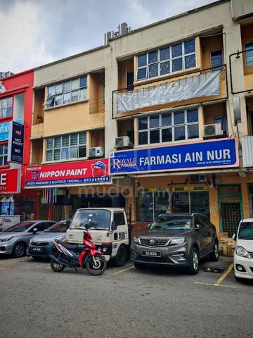 3 Storey Shop Lot, Jalan Pinggiran, Sri Gombak, Batu Caves (FOR SALE) 1
