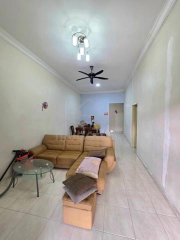 Skudai Single Storey House Taman Nusa Bestari Renovated Long Size 1