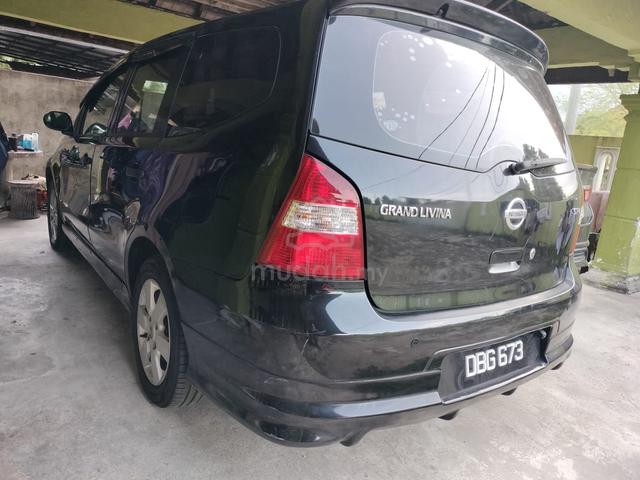 2008 Nissan GRAND LIVINA 1.6 CLASSIC/COMFORT (A) - 4