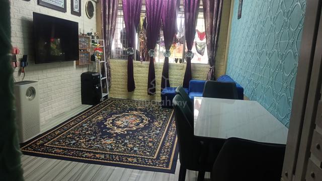 FLAT TAMAN INDERAWASIH 1