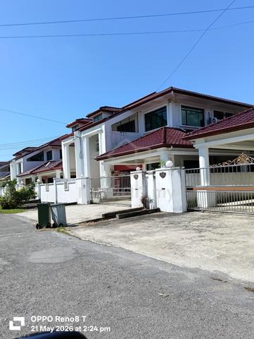 Double storey semi detached house at Taman Bay Shore 1