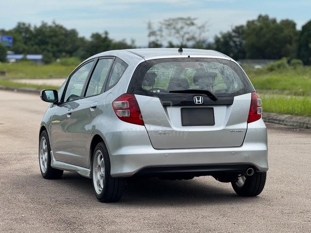 2009 Honda JAZZ 1.5 V (A) - 4