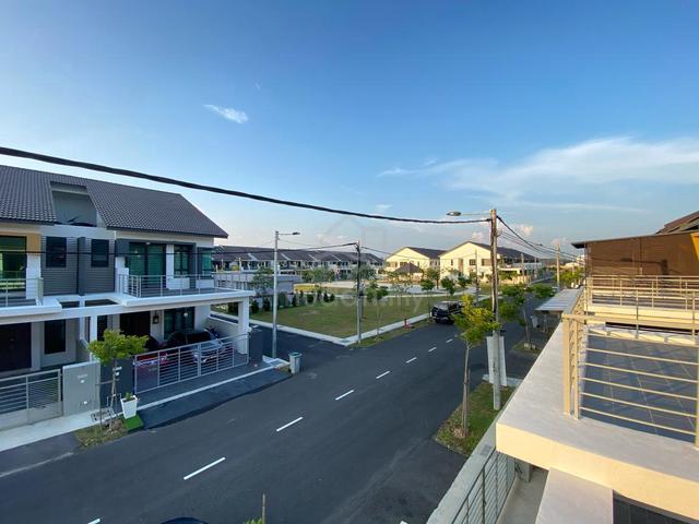 Molek Residence Beside Padang 1