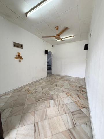 Taman Suku Fully Renovated 1.5 Storey Terrace House Can Get Full Loan! 1