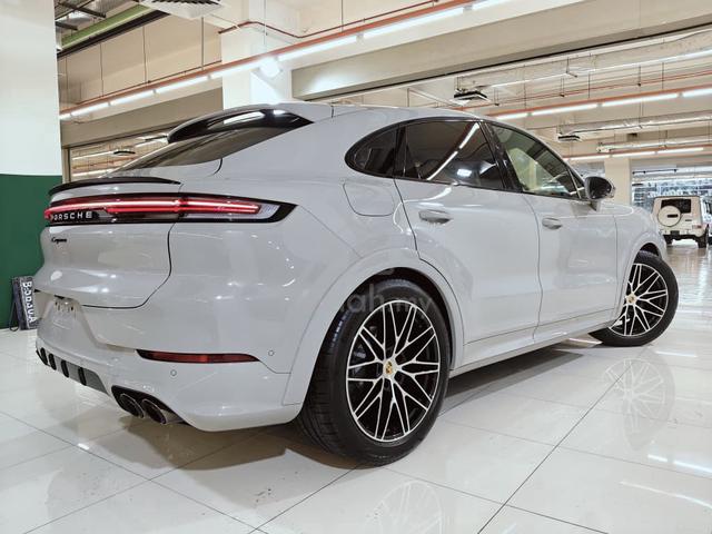 2024 Porsche CAYENNE 3.0 FACELIFT SPORT BODYKIT - 2