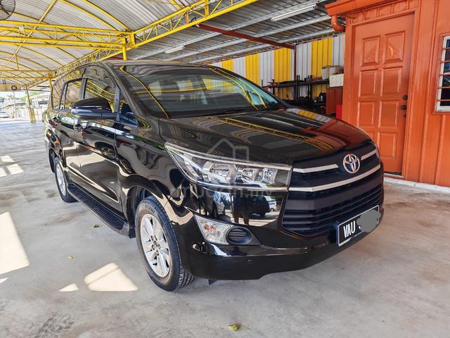 2017 Toyota INNOVA 2.0 E (AUTO) - 4