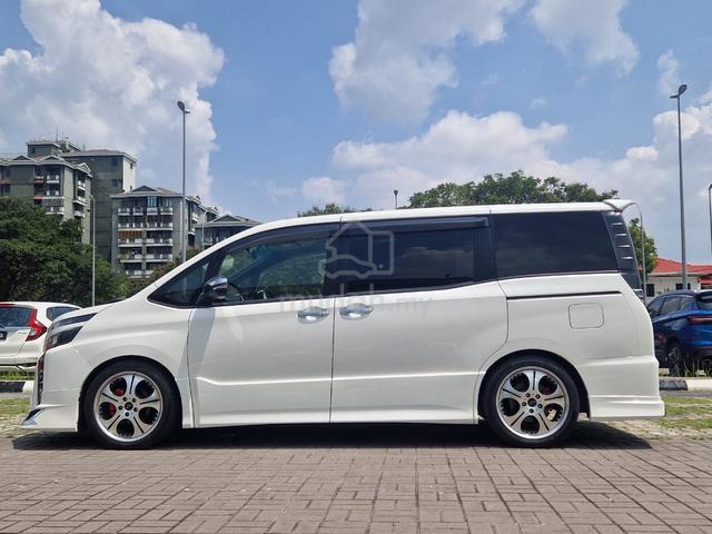 Toyota VOXY 2.0 ZS CONVERTED MODELLISTA 7 SEATERS - 5