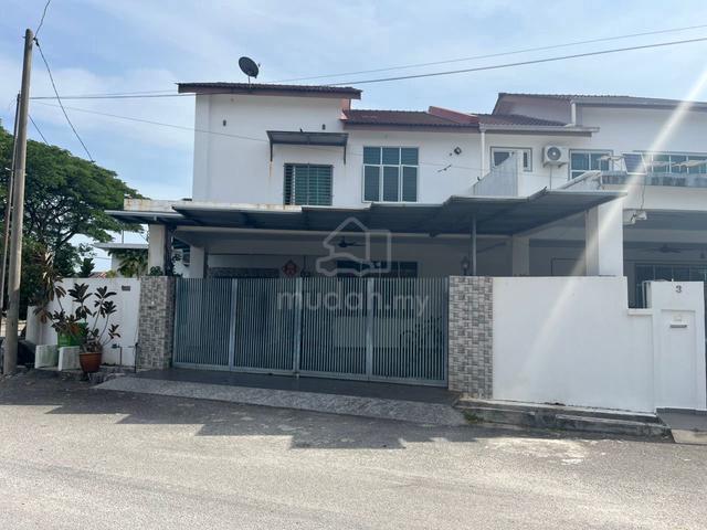 Below market Rm100k+ Double storey Semi D New renovation Nice house 1