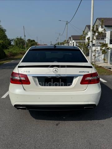 2012 Mercedes Benz E-CLASS 1.8 250 CGI AVNTGRDE - 3