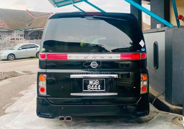 Nissan Elgrand 3.5 2004/2007 . Sunroof / 7 Seater - 5