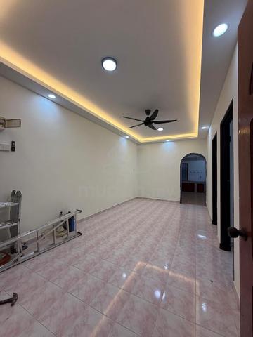 Corner Lot Big Size Taman Skudai Baru 3 Bed 2 Bath 1
