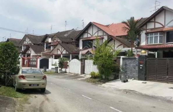 Landed House Room Rent / Near KSL Mall / JBCityCenter CIQ /NoAgentFee 1