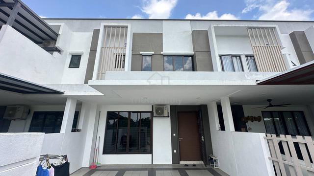 Double storey terrace aronia setia ecohill 2 semenyih 1