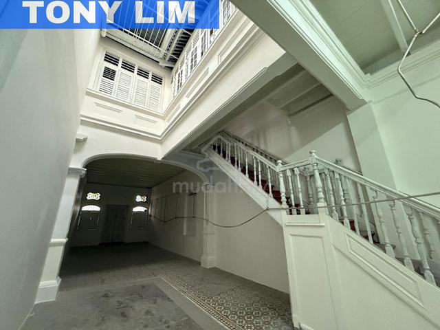 [Corner] Jalan Magazine 2 Storey Shophouse 4200Sf Facing 1st Avenue 1