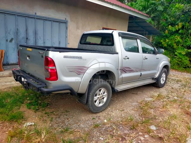 2012 Toyota HILUX 2.5 G (A) - 2
