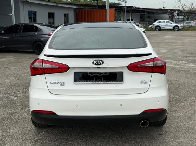 2014 Kia Cerato K3 2.0 Nu Engine D-CVVT Sunroof - 4