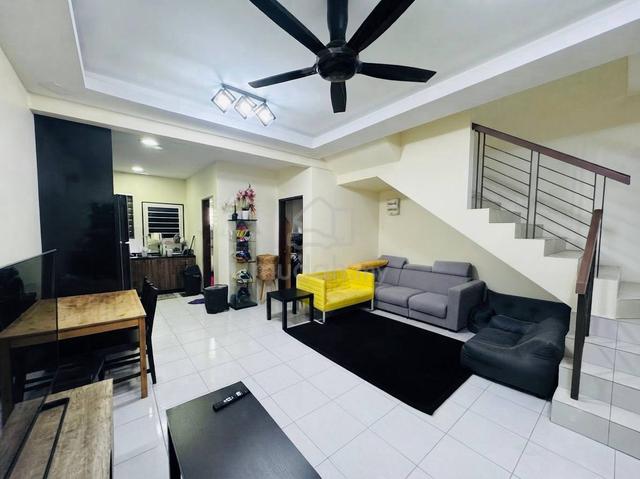 GATED GUARDED ‼️ Double Storey Terrace Taman Desiran Bayu, Puchong 1