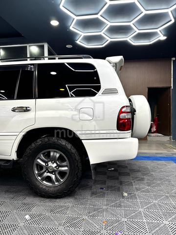 2005 Toyota LANDCRUISER LC100 4.7 (A) - 5