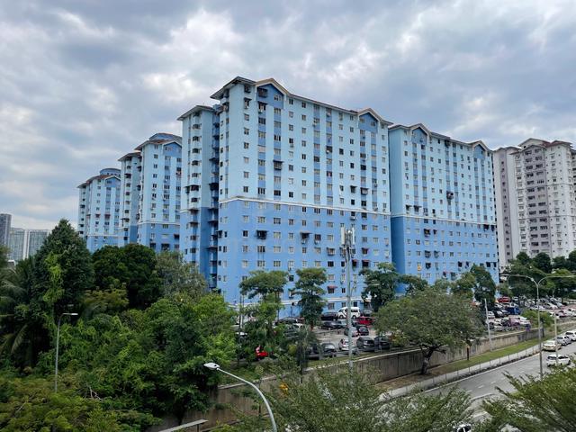Sri Rakyat Apartment 1