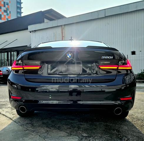 2022 Bmw 320i 2.0 SPORT SEDAN (A) LIKE NEW - 4
