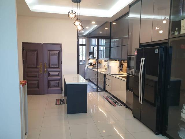 Reflexion Poolvilla Puchong, 3 storey Superlink House For Sale 1