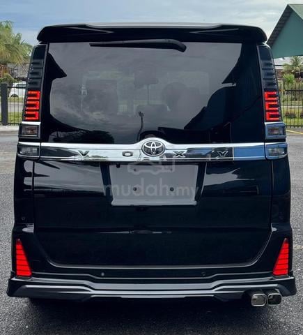 TOYOTA VOXY 2.0 ZS *UNREGISTERED* 8 SEATERs BLACK - 3