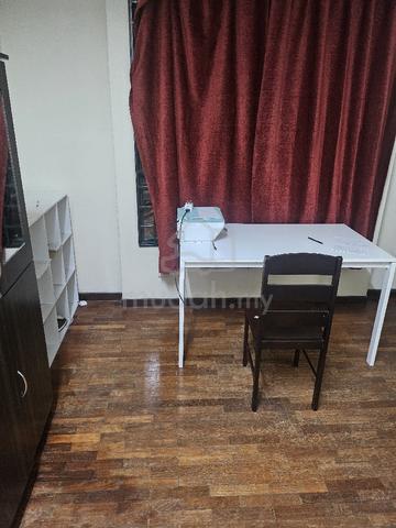 Master Room near LRT Asia Jaya 1