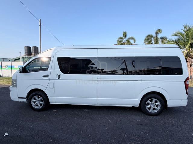 2016 Cam PLACER-X 3.0 A6 18 Seater Black Interior - 5